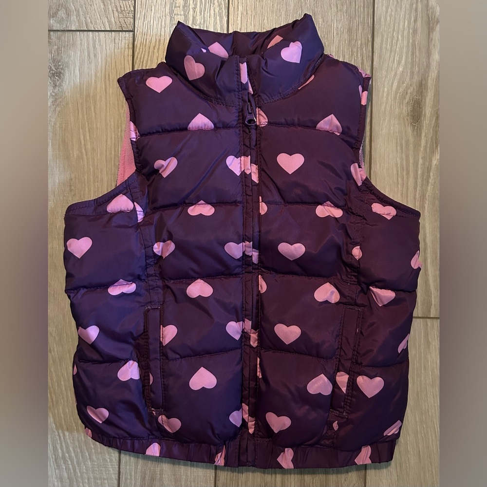 Old Navy Purple And Pink Puffer Vest Jacket Toddler Girls Size 4T-Hearts-Winter
